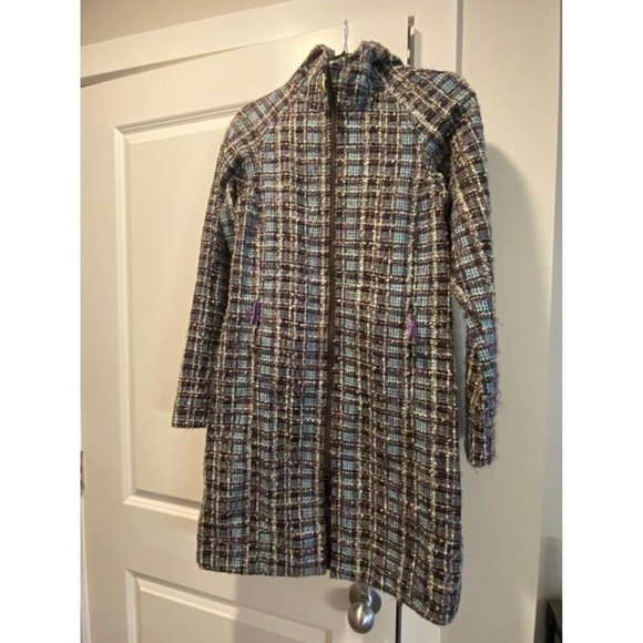 LULULEMON Rain Jacket! Sz 4 With Hood - Picture 2 of 8